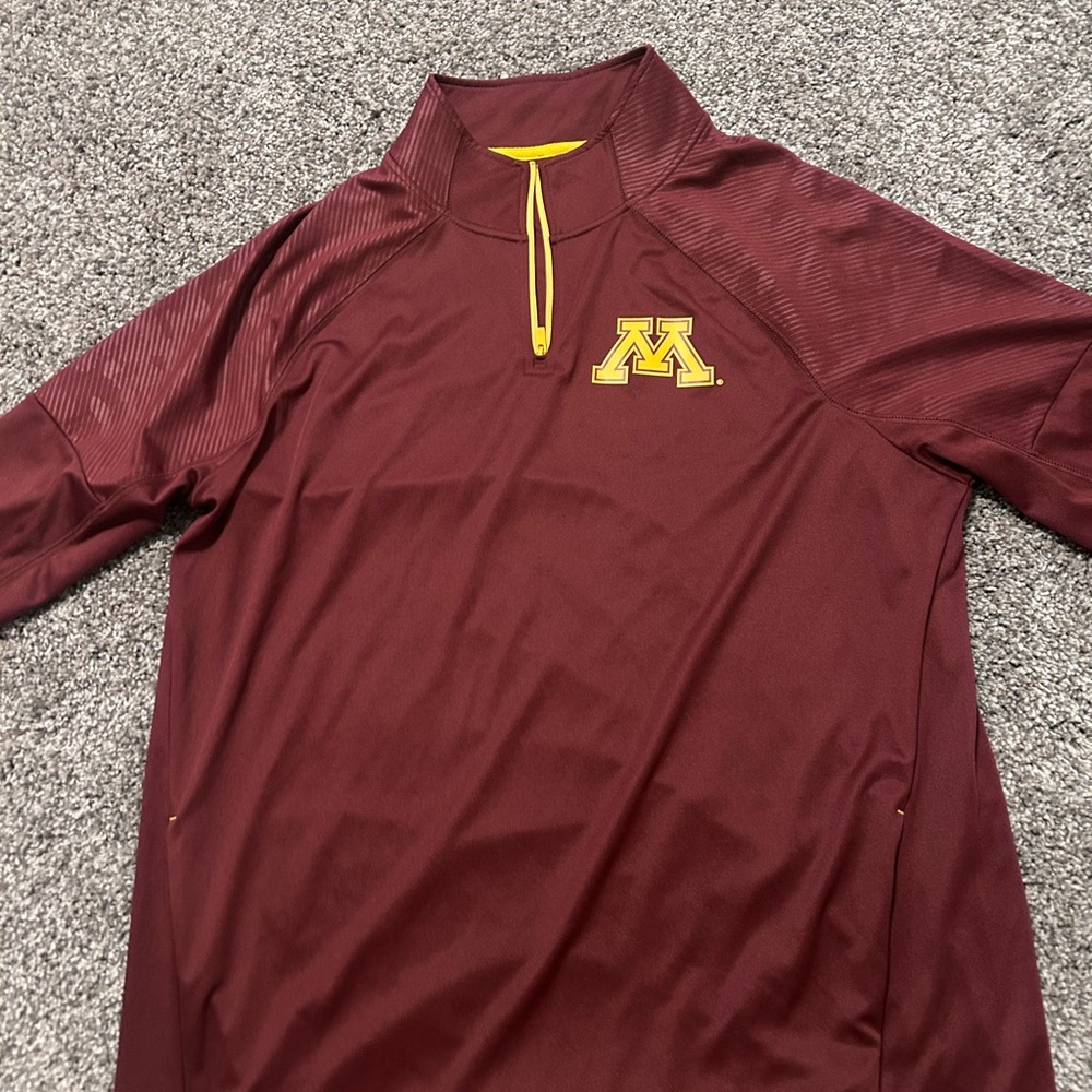 Minnesota gophers pull over |  x large